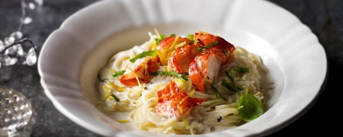 White wine cream linguine with lobster tail