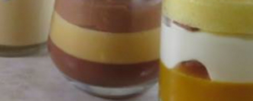 mousse de chocolat noir et son sablé ou une salade de fruits