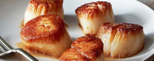 Pétoncles géants poêlés au miso et beurre noisette