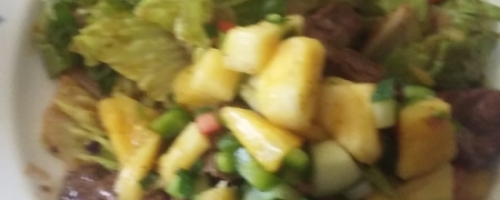 sirloin and mixed green salad