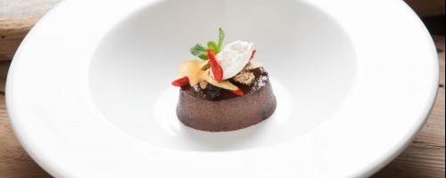 Chocolate pudding, fruits of the forest