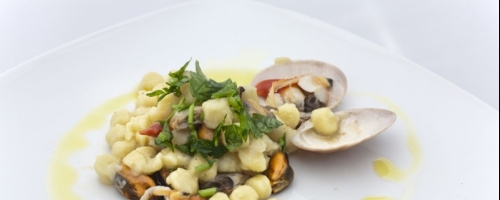 gnocchetti with claims and muscles