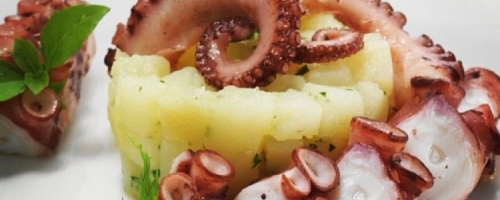 Octopus and potatoes flan