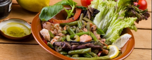 Green cuts salad