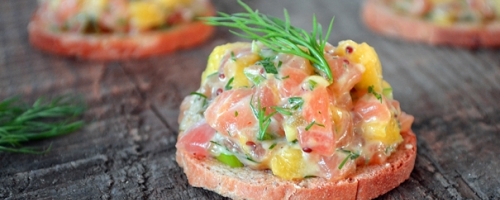 Tartare saumon, mangue et aneth