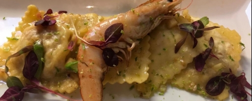 Raviolis de cangrejo y gambòn