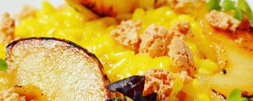 caramelized pear, gorgonzola and  saffran risotto