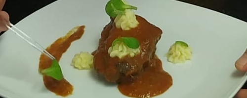 Carrilleras al vino tinto