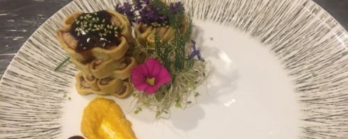 eel fish egg roll