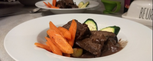 Macreuse de boeuf au vin rouge