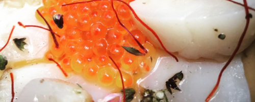seared scallops with caviar and shellfish coconut cream