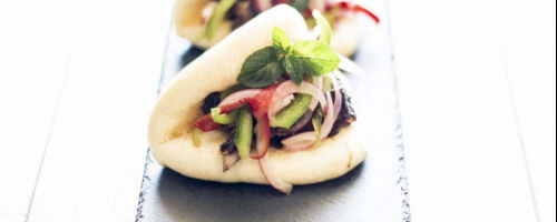 Pan Bao de costilla lacada teriyaki