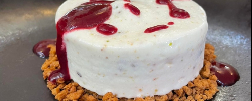 Nougat glacé coulis fruits rouges
