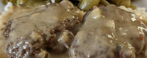 Hamburger steaks in gravy