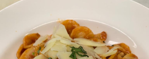 Orecchiette pasta with classic tomato sauce