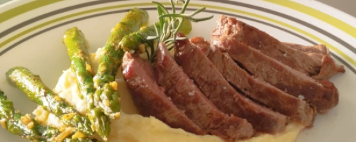 Lomito en mantequilla de ajo y vino blanco