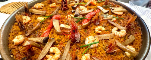 Paella carabineros, gamba roja y boletus
